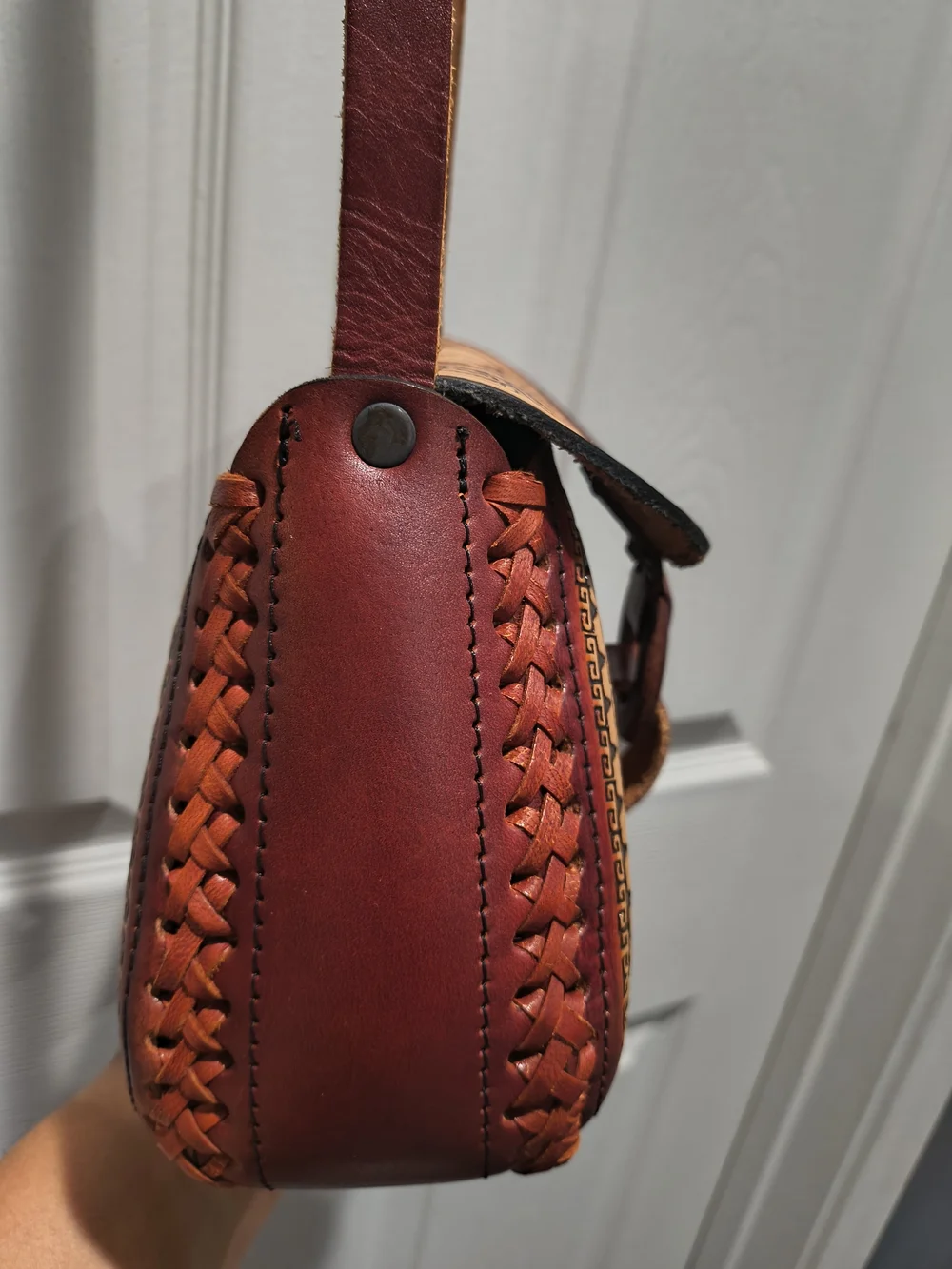 N/A handcrafted red